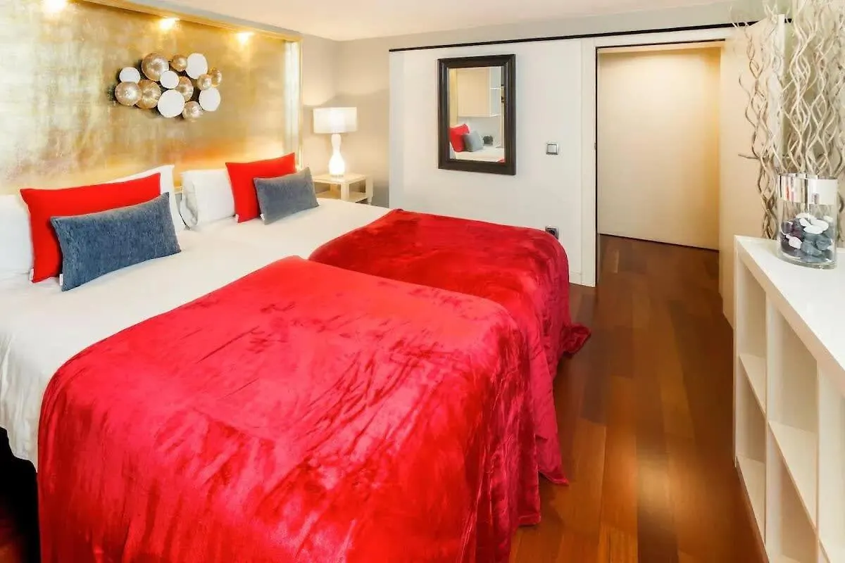 Luxury Duplex Apartment In The Heart Of Barselona 0*,  İspanya
